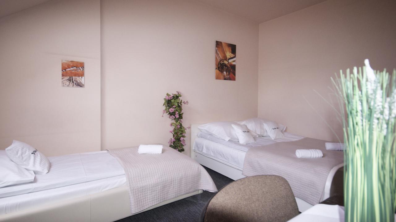 Villa Alris Bialystok Ngoại thất bức ảnh