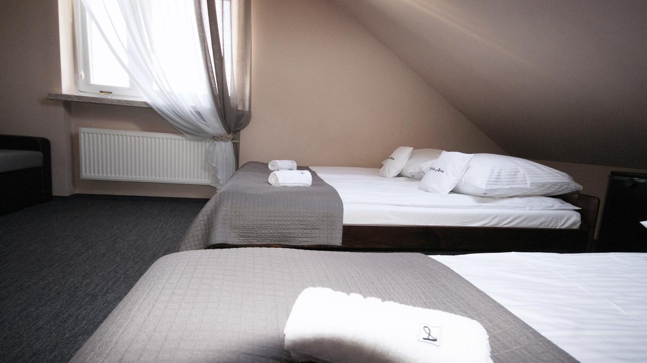 Villa Alris Bialystok Ngoại thất bức ảnh
